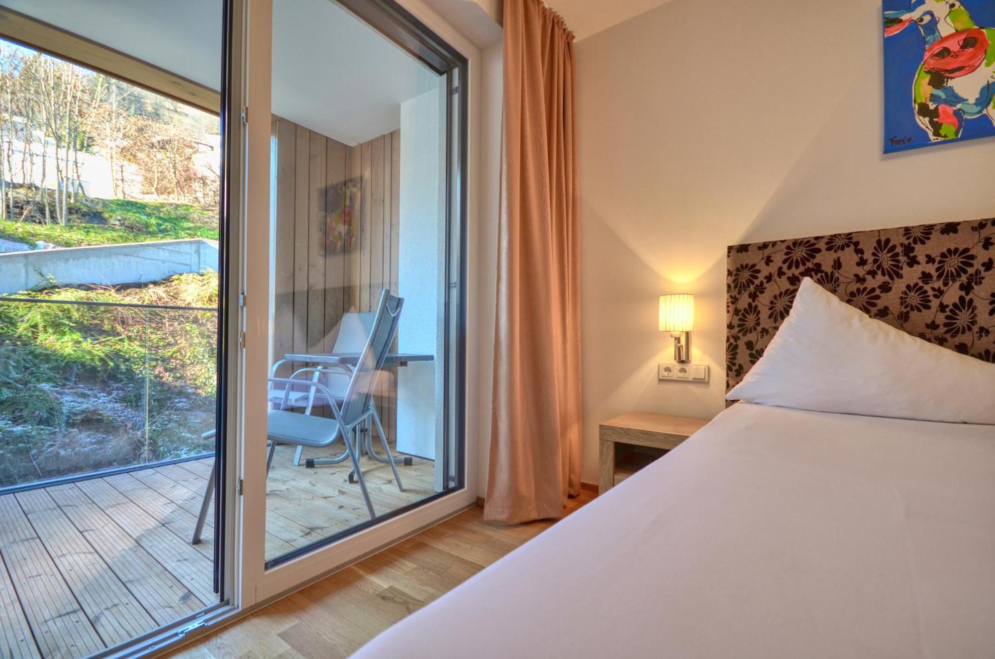 Alpin & Seeresort Top 10 - By Alpen Apartments Zell am See Exterior foto